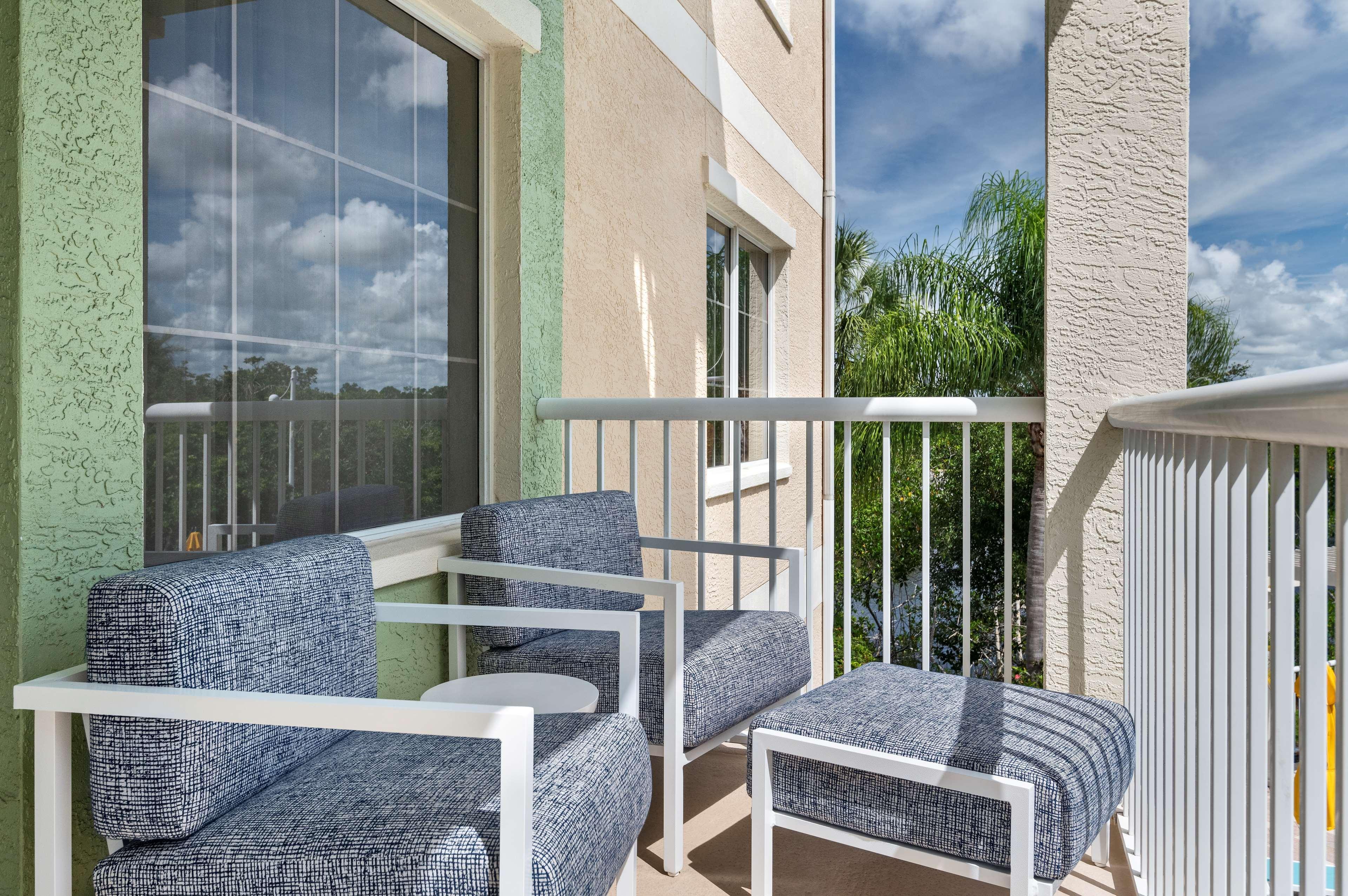 Doubletree Suites By Hilton Naples Naples Park Kültér fotó
