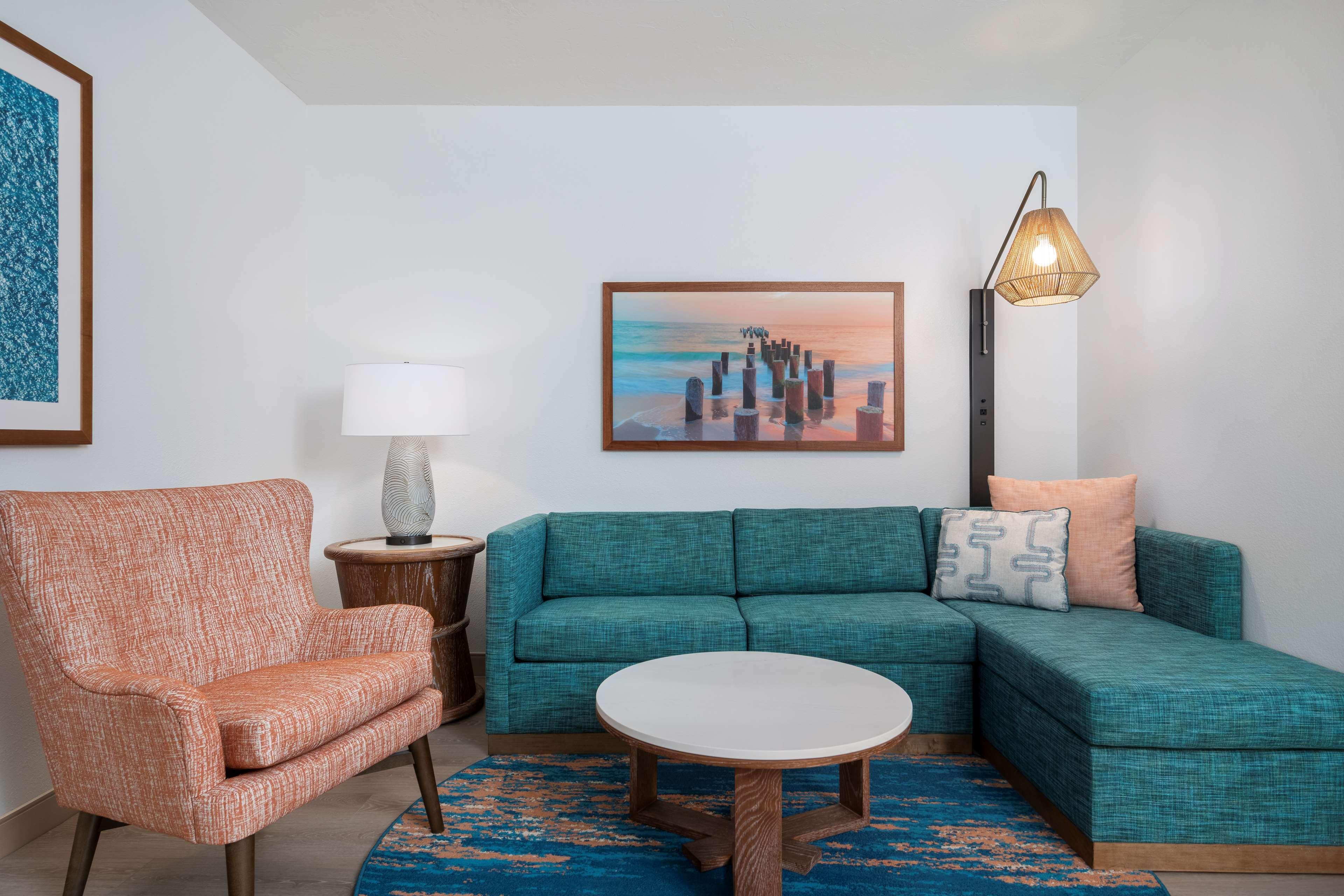 Doubletree Suites By Hilton Naples Naples Park Kültér fotó