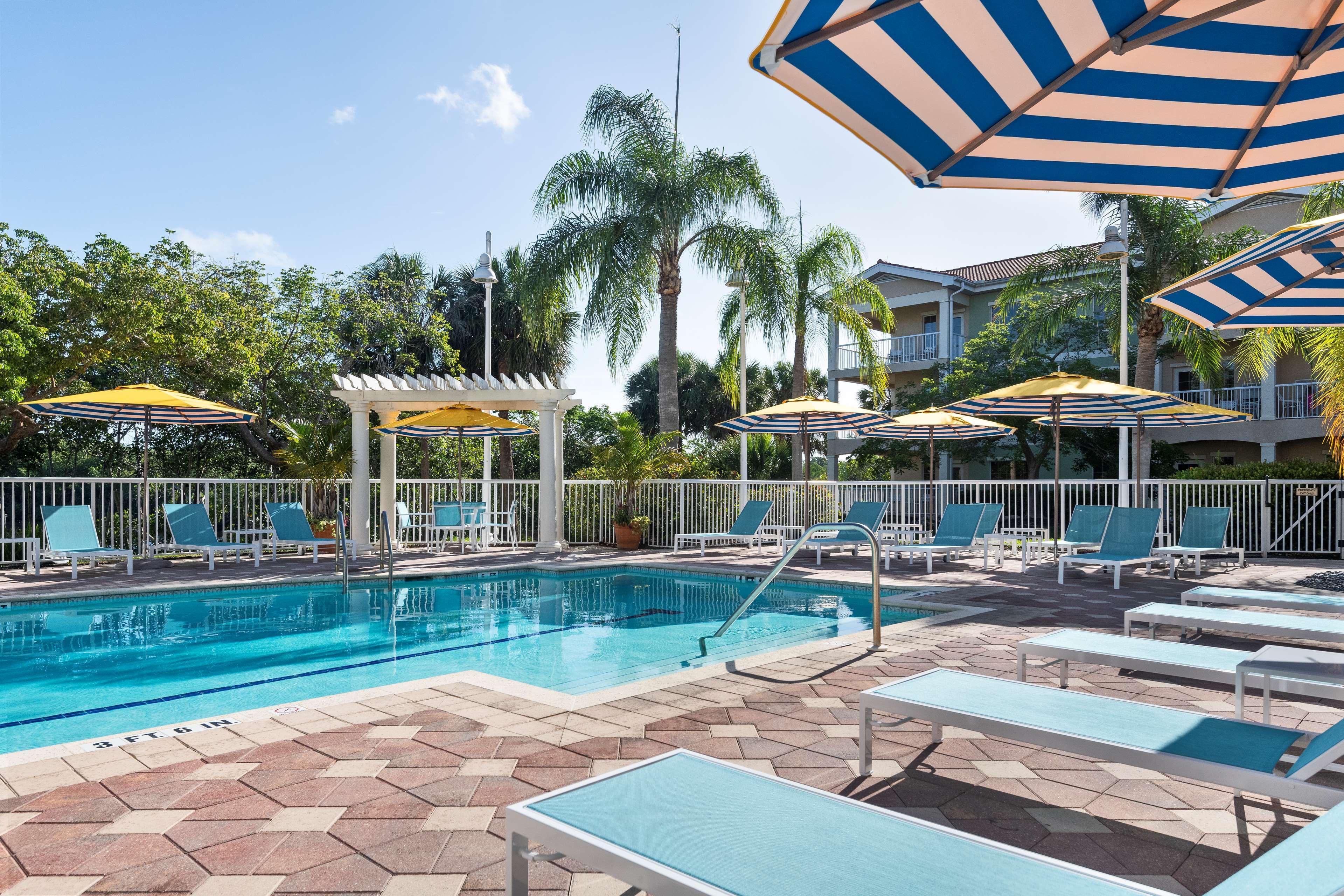 Doubletree Suites By Hilton Naples Naples Park Kültér fotó