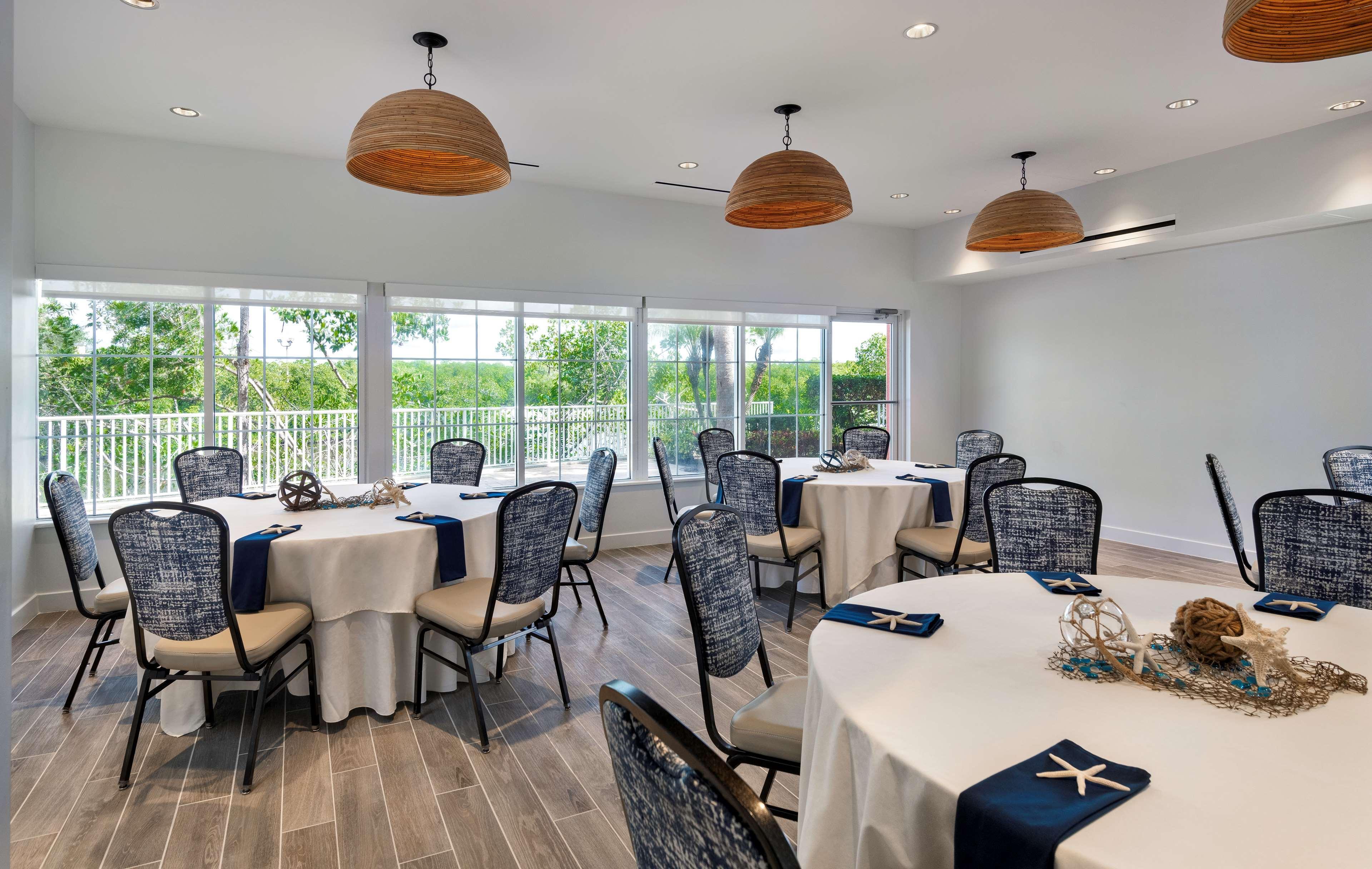 Doubletree Suites By Hilton Naples Naples Park Kültér fotó