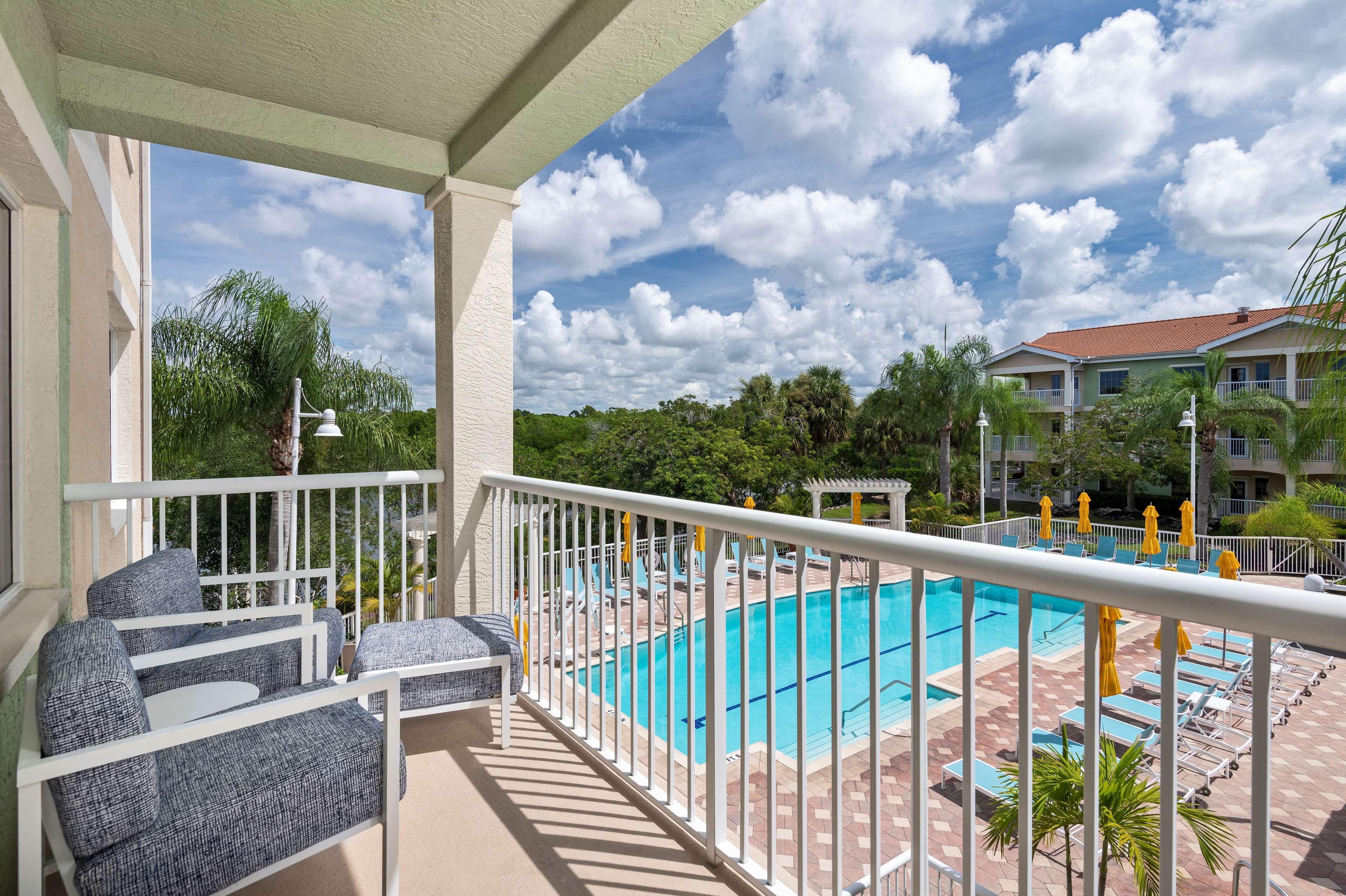 Doubletree Suites By Hilton Naples Naples Park Kültér fotó