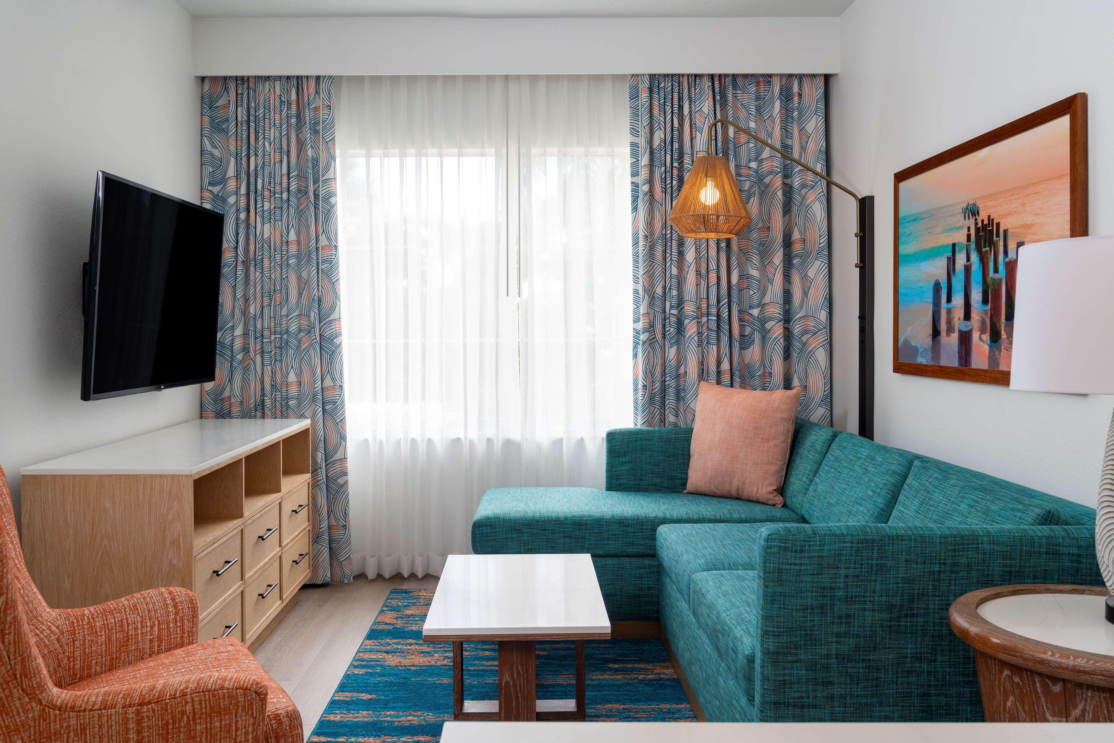 Doubletree Suites By Hilton Naples Naples Park Kültér fotó
