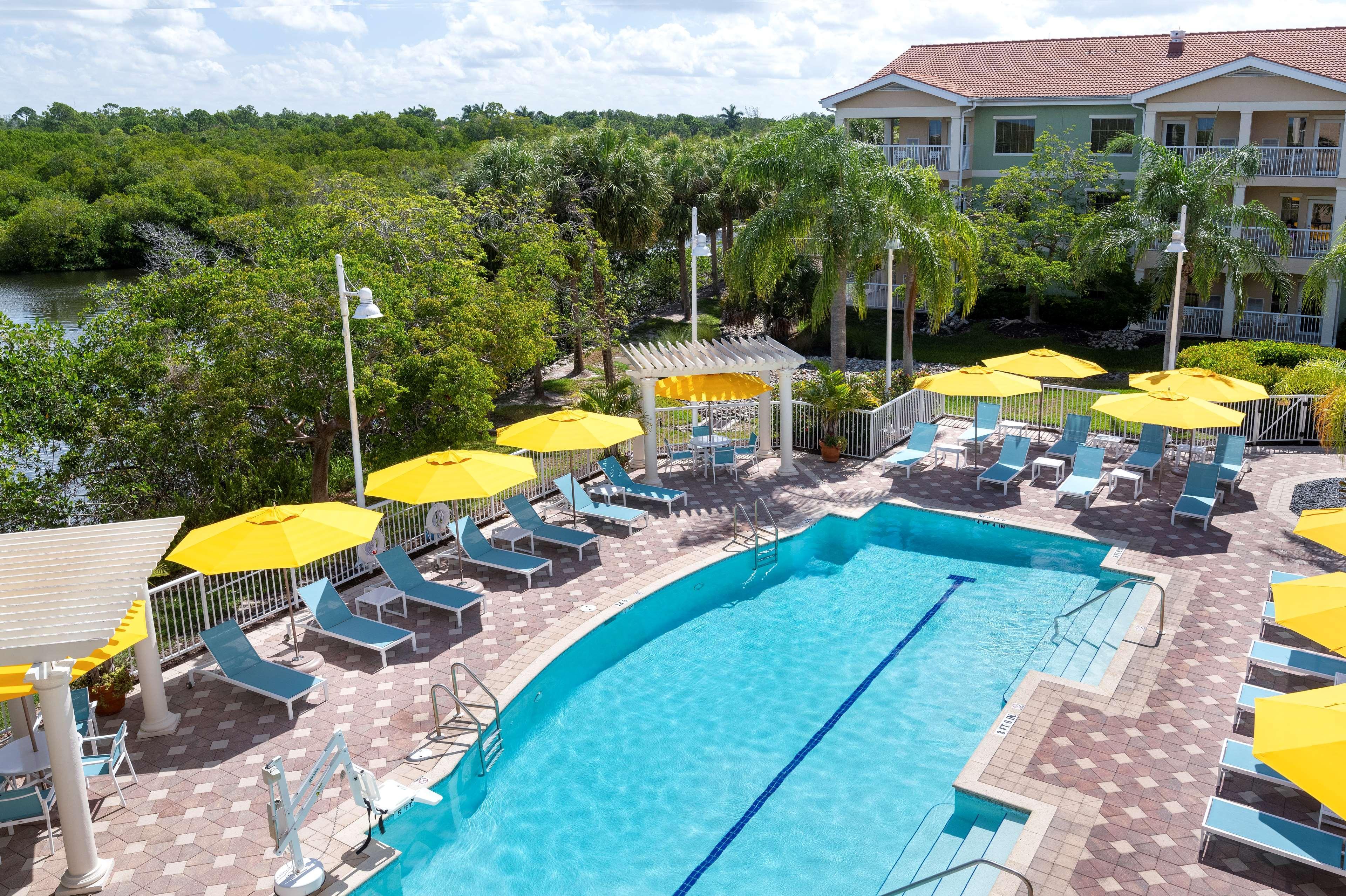 Doubletree Suites By Hilton Naples Naples Park Kültér fotó